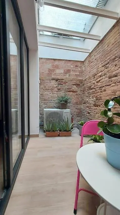 Acogedor Apartamento Con Entrada Independiente Barcellona