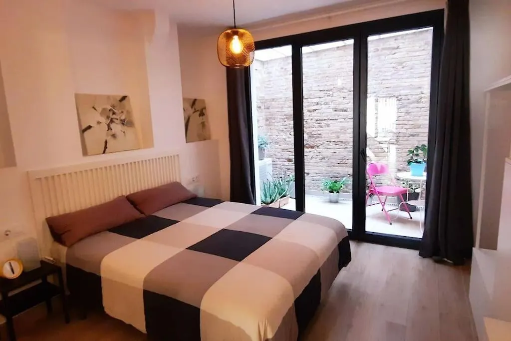 Acogedor Apartamento Con Entrada Independiente Barcellona Spagna